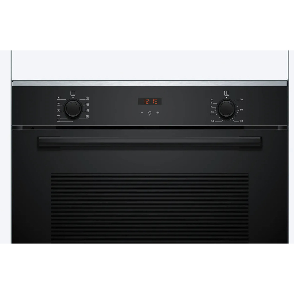 Forno da incasso nero con display digitale dell'ora e manopole.