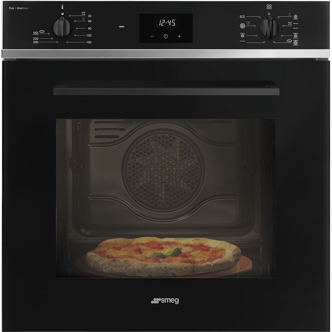 Forno nero con pizza all'interno. Manopole di controllo e display digitale in alto.