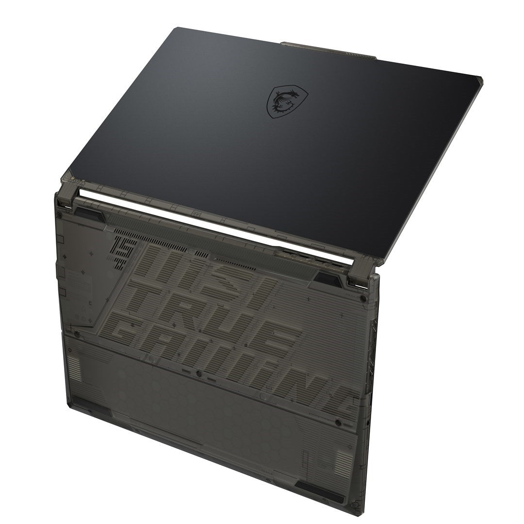 Otwarty czarny laptop MSI z logo smoka na pokrywie i teksturowaną podstawą.
