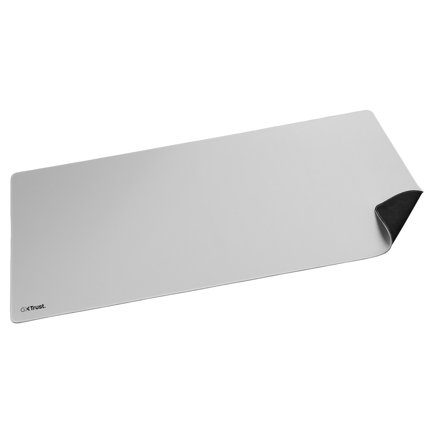Tapis de souris gris clair avec bordure noire cousue et coin enroulé.