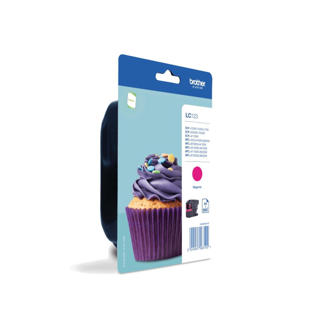 Een magenta Brother inktcartridge met cupcake-ontwerp.