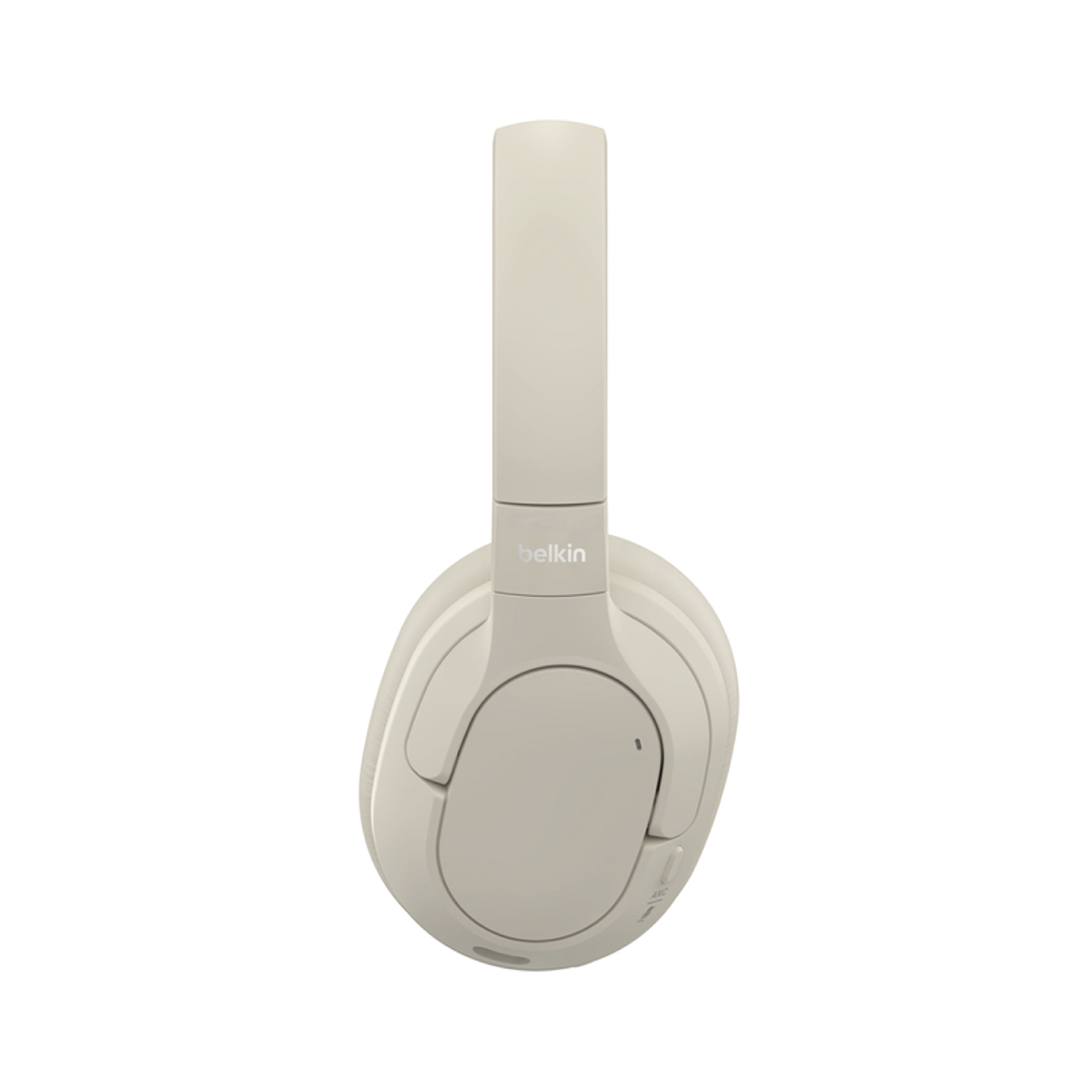 Un casque Belkin beige clair supra-auriculaire avec l'arceau étendu vers le haut sur fond blanc.