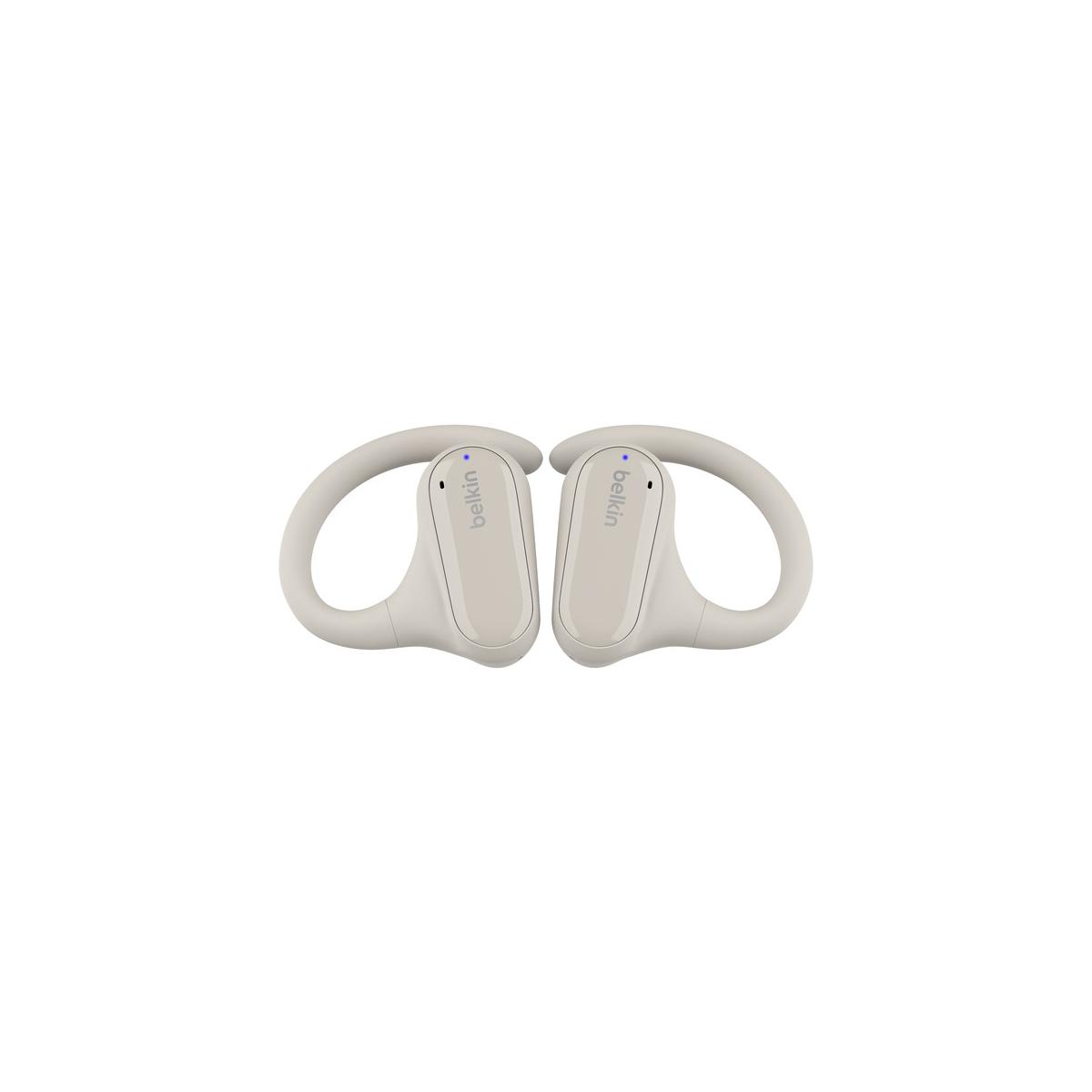 Due auricolari Belkin beige con ganci, sfondi bianchi.
