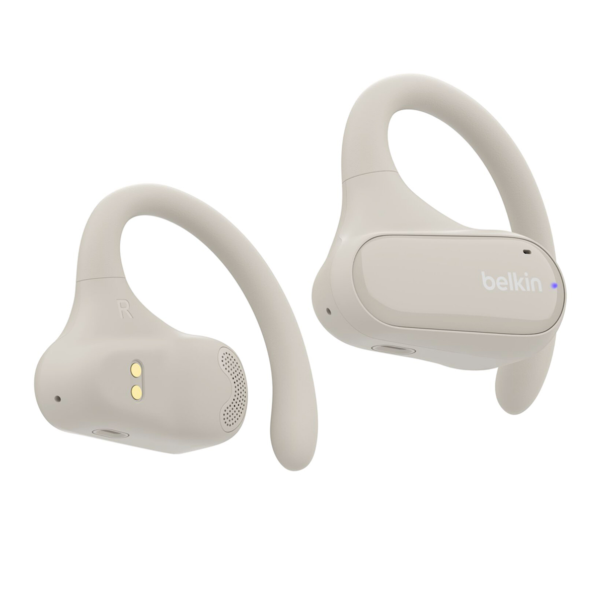 Due auricolari Belkin beige con ganci per l'orecchio su sfondo bianco.
