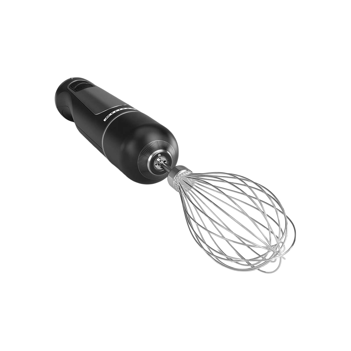 Zwarte handmixer met zilveren garde op witte achtergrond.