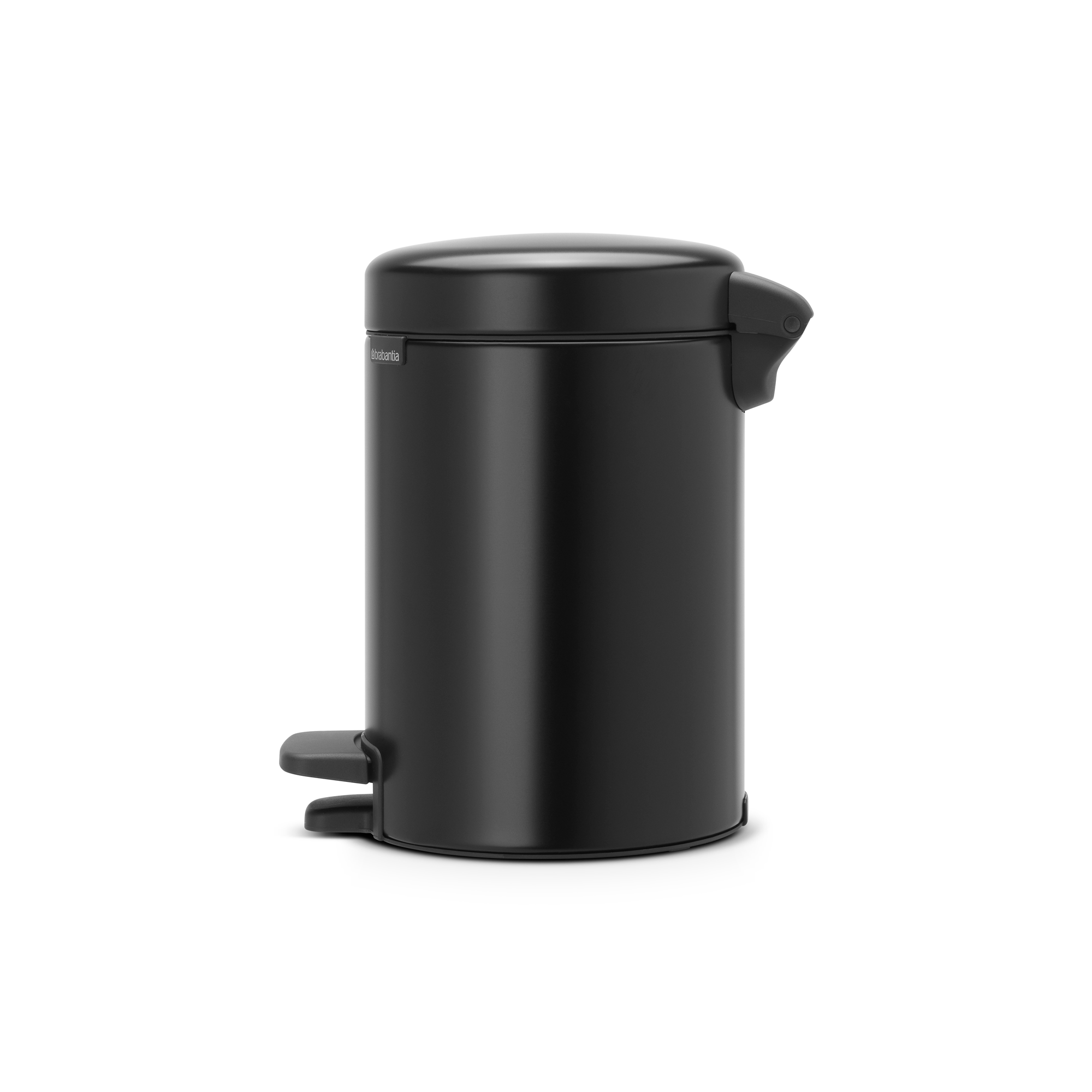 Een zwarte pedaalemmer met deksel en een zilveren logo.
