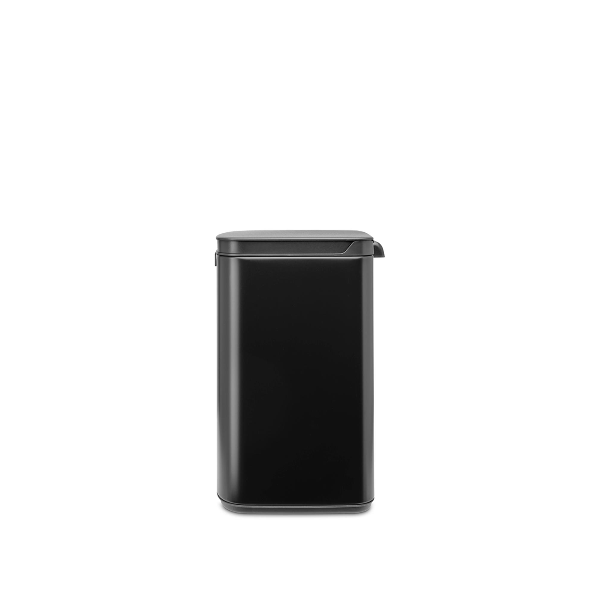Een slanke, rechthoekige zwarte prullenbak met deksel.