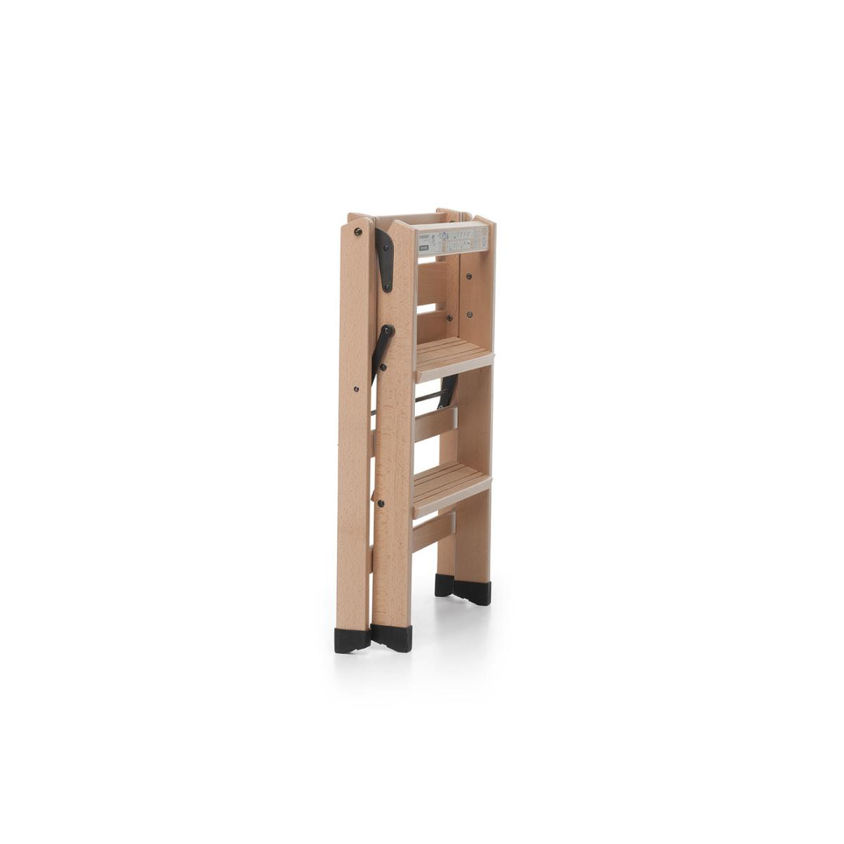 Escabeau en bois plié à deux marches et pieds noirs.