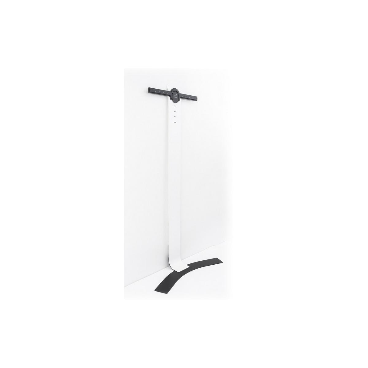 Un support blanc avec une base et une poigne noires.