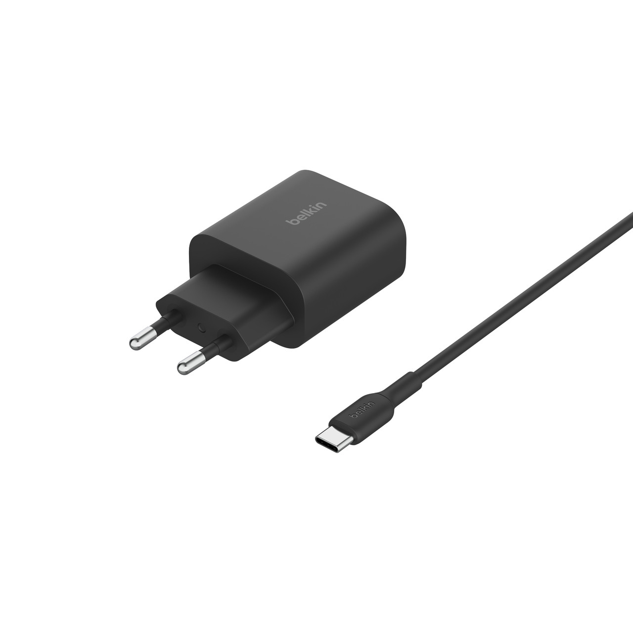 Un alimentatore nero a due pin e un cavo USB-C su sfondo bianco.