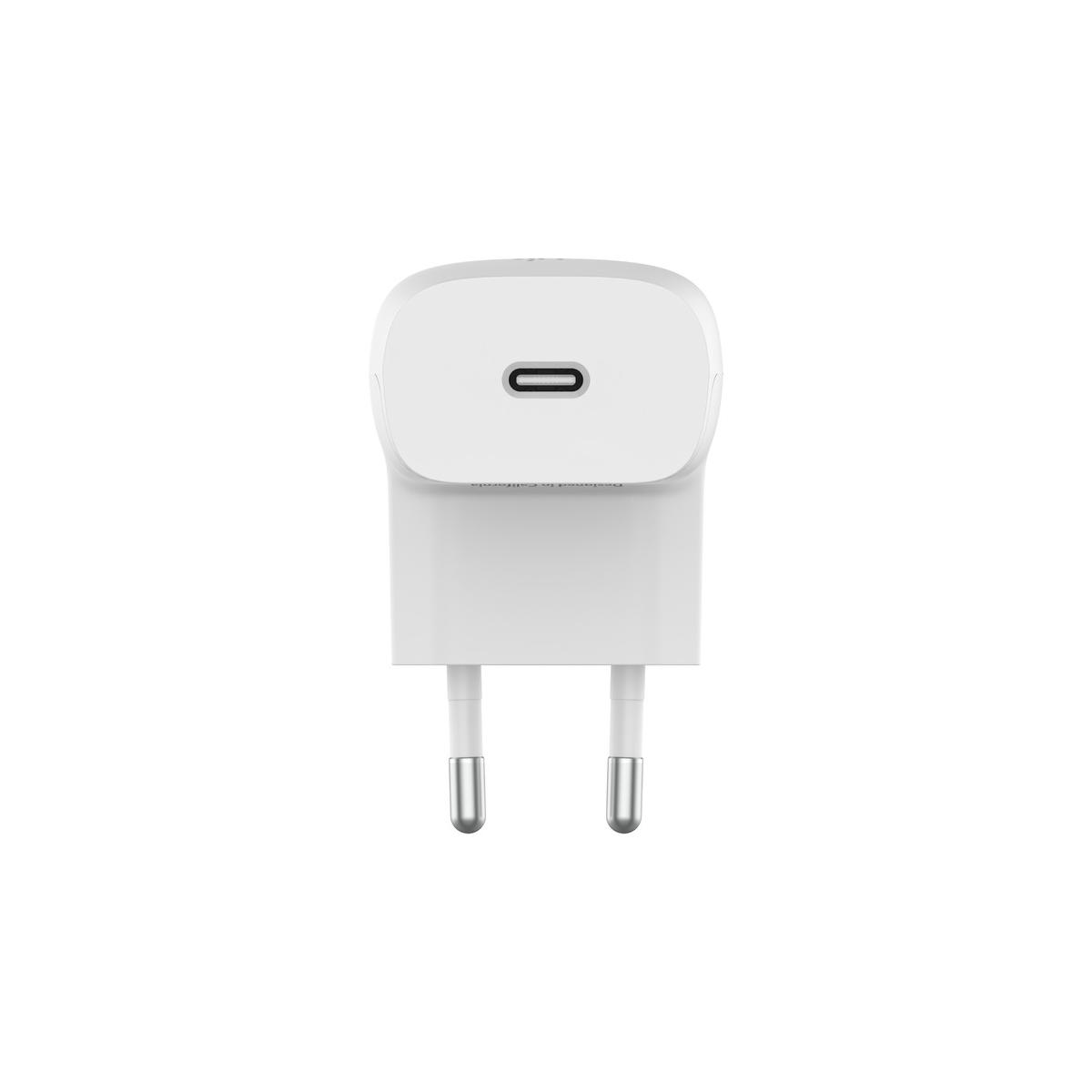 Un adattatore USB-C bianco con due pin e una fessura orizzontale.