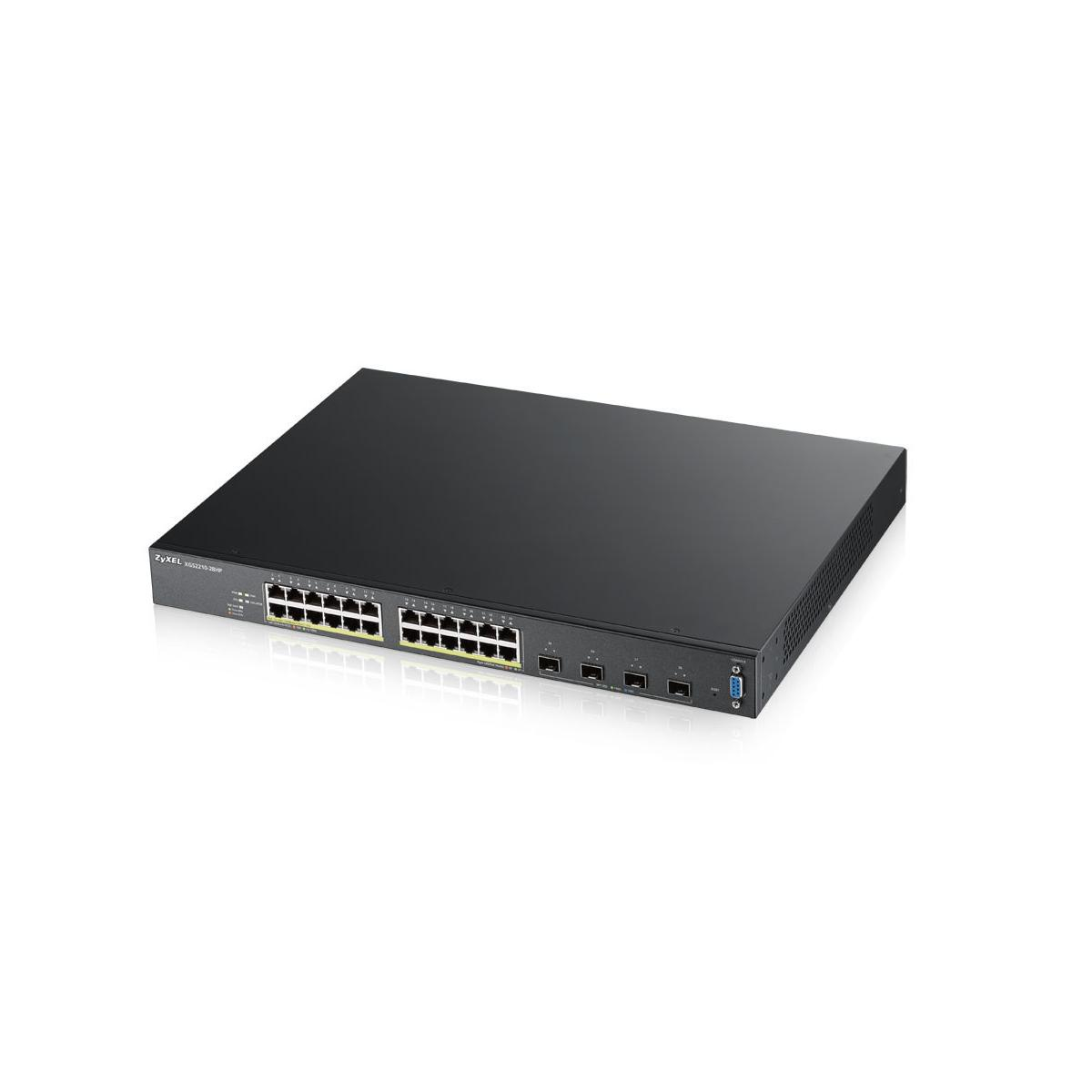 Switch di rete nero con più porte sul pannello frontale.