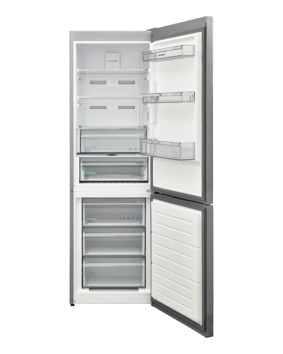 Ein offener Kühlschrank mit silberner Außenseite und weißen Innenfächern.