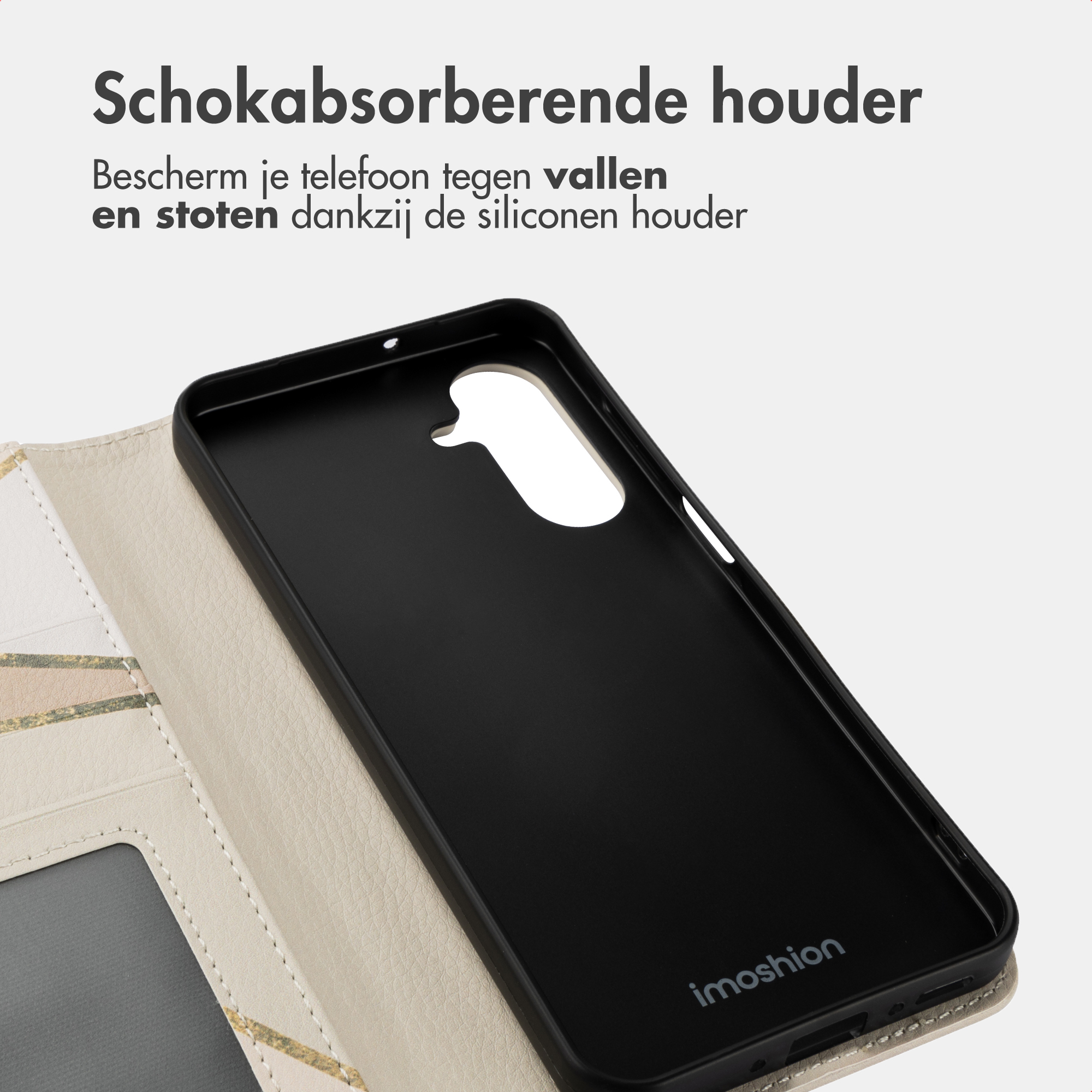 Zwarte siliconen telefoonhoes met beige klep ter bescherming.