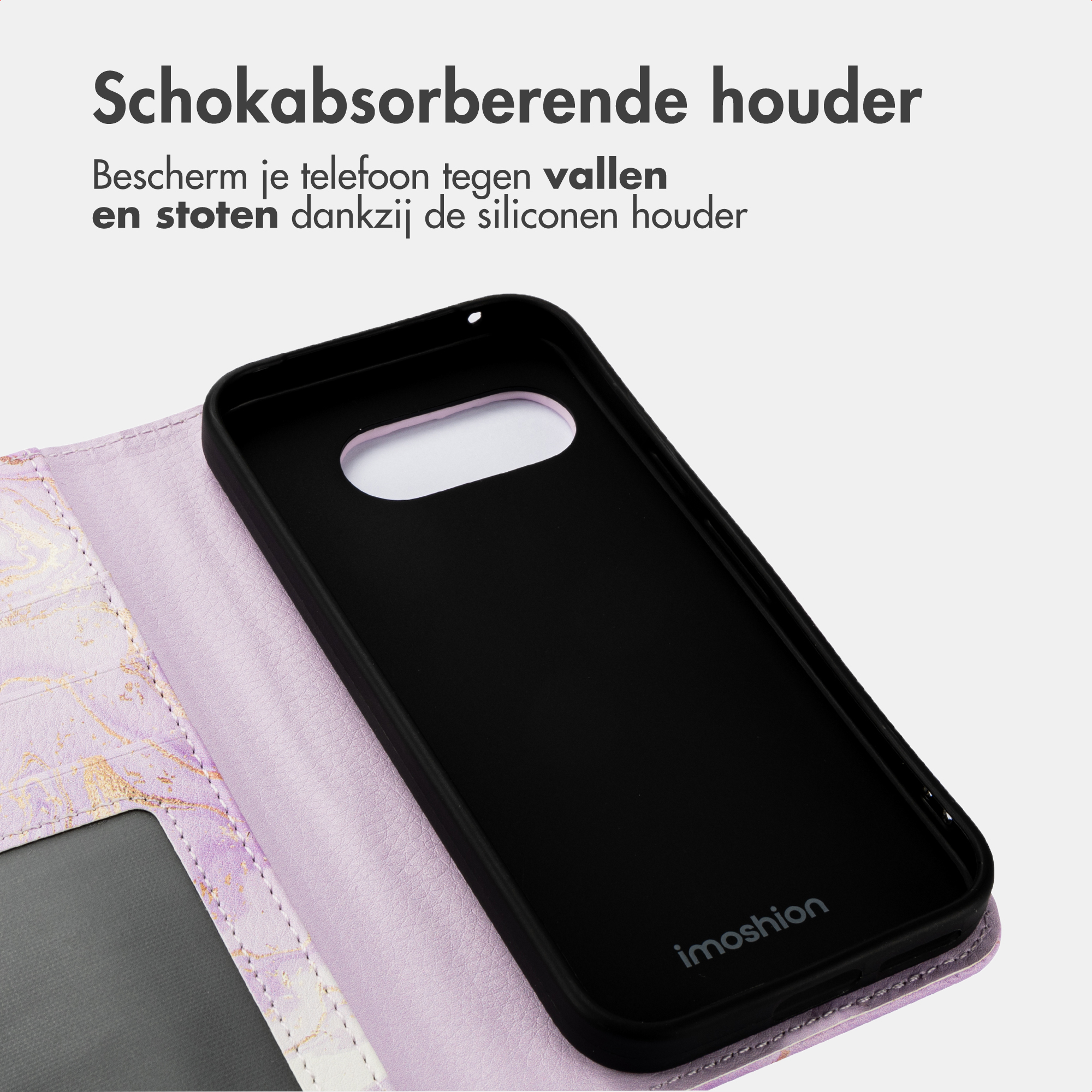 Zwarte telefoonhoes met paarse marmeren portemonnee.