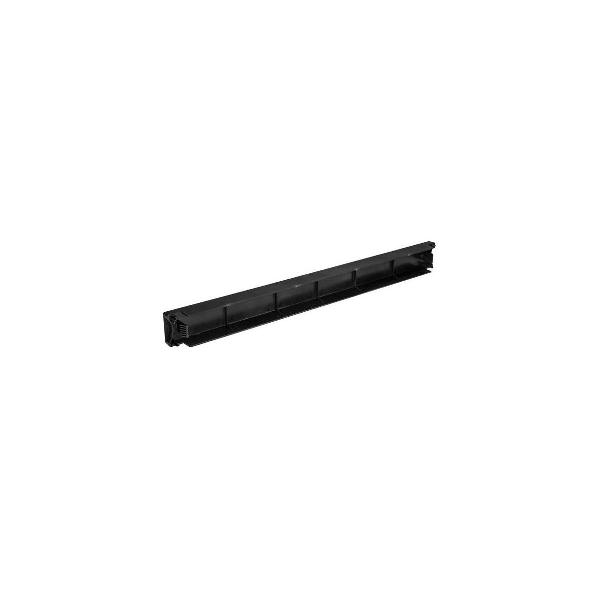 Un objeto rectangular negro con varios compartimentos, aislado sobre fondo blanco.