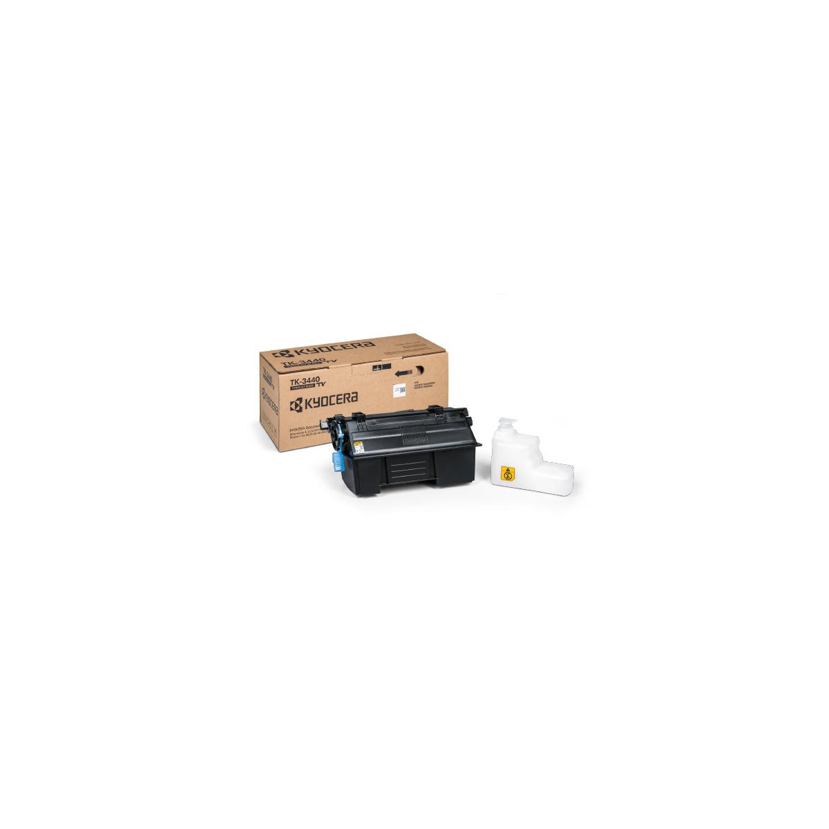 Kyocera toner en container op witte achtergrond