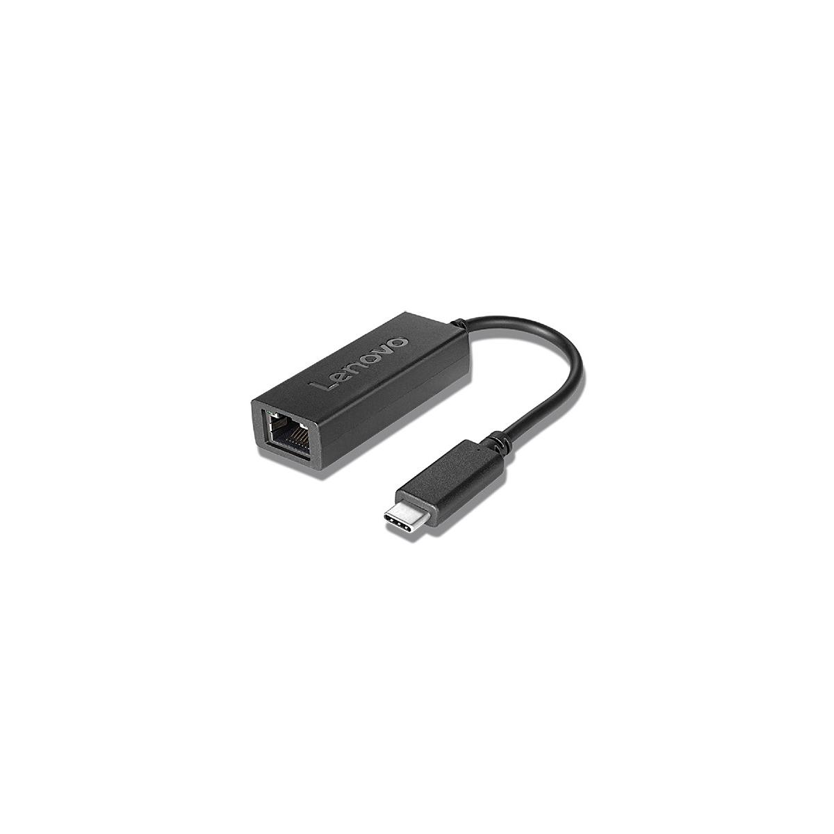 Ein schwarzer Lenovo USB-C zu Ethernet Adapter liegt auf weißem Hintergrund.