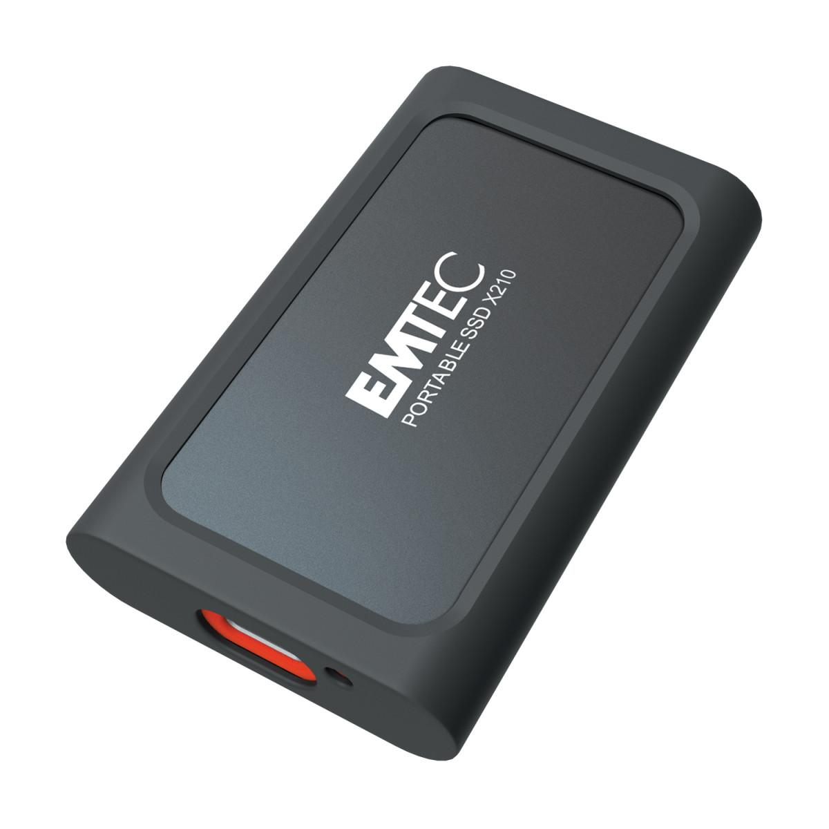 Un SSD portátil Emtec oscuro y rectangular con conector naranja.