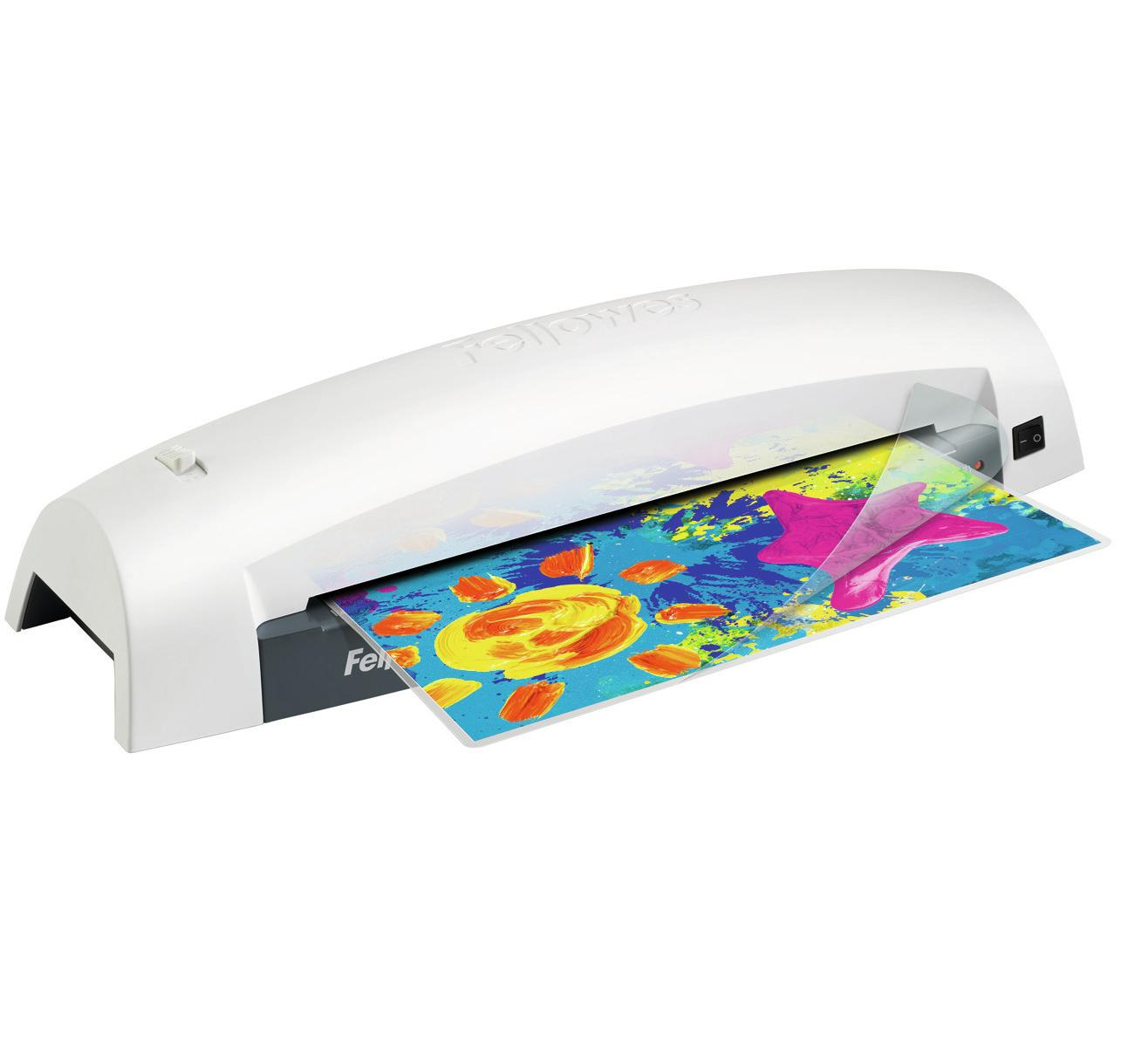 Ein weißer Laminator mit einem bunten, laminierten Blatt Papier.