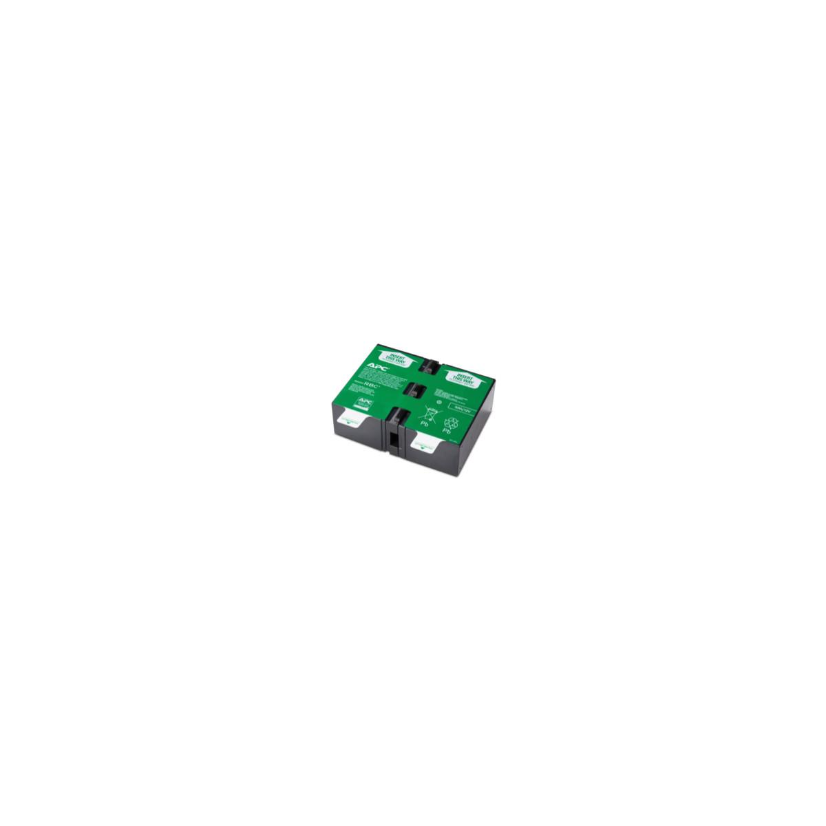 Due batterie APC verdi affiancate, con etichette e simboli PB.