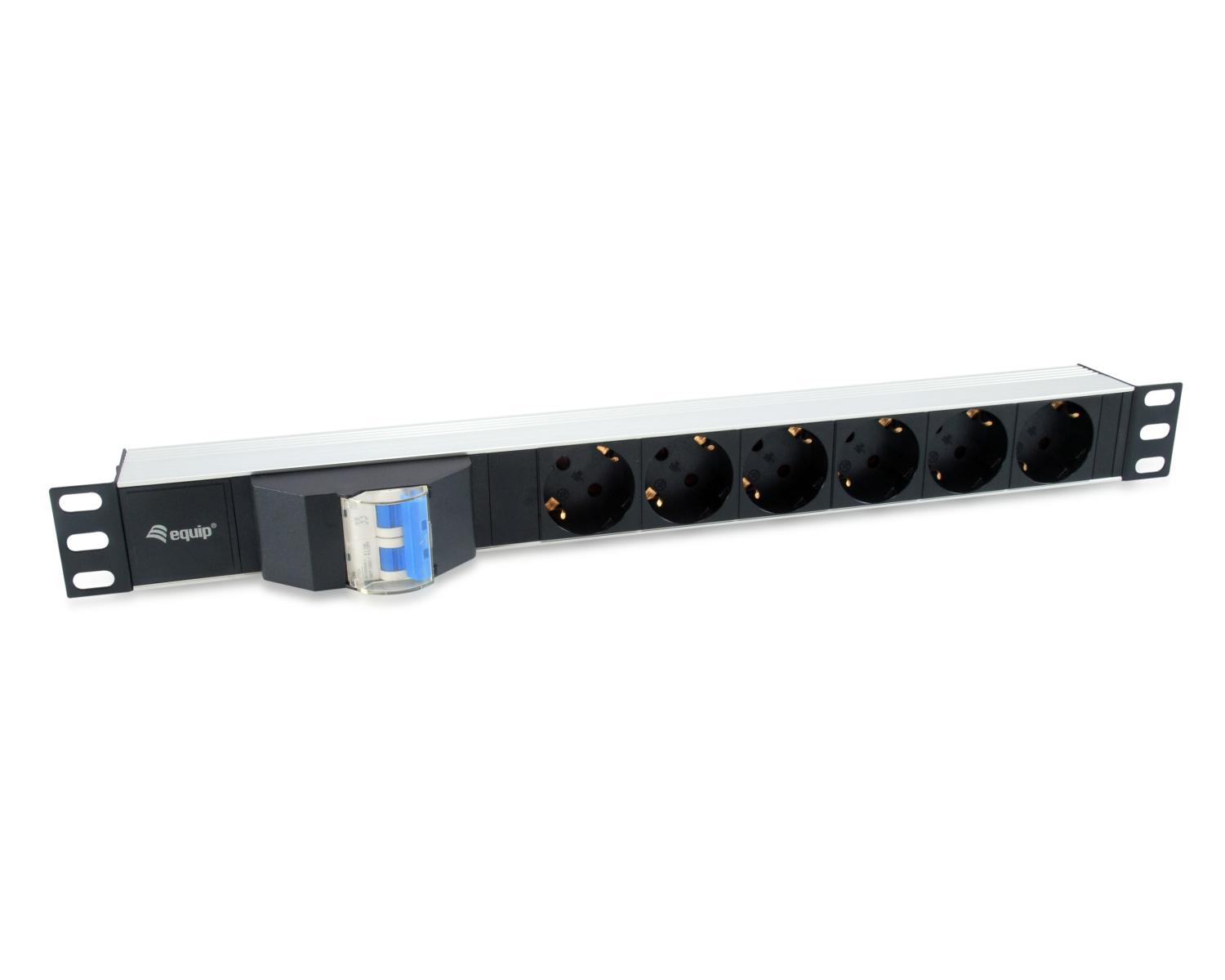 Eine silberne 19-Zoll-Rack-Einheit mit sechs Steckdosen und einem blauen Schalter.