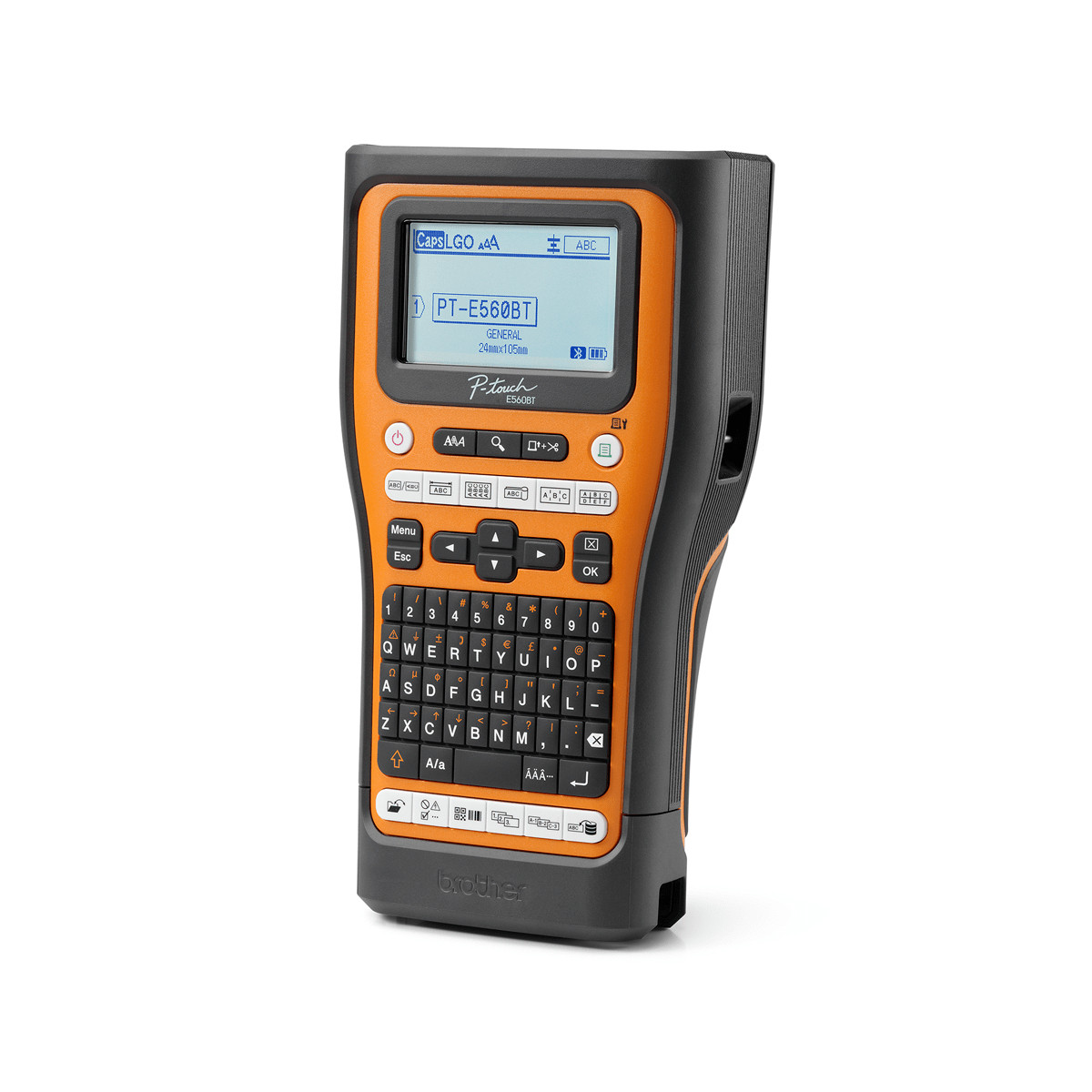 Ein orangefarbener PT-E560BT Etikettendrucker von Brother mit einem QWERTZ-Tastenfeld.