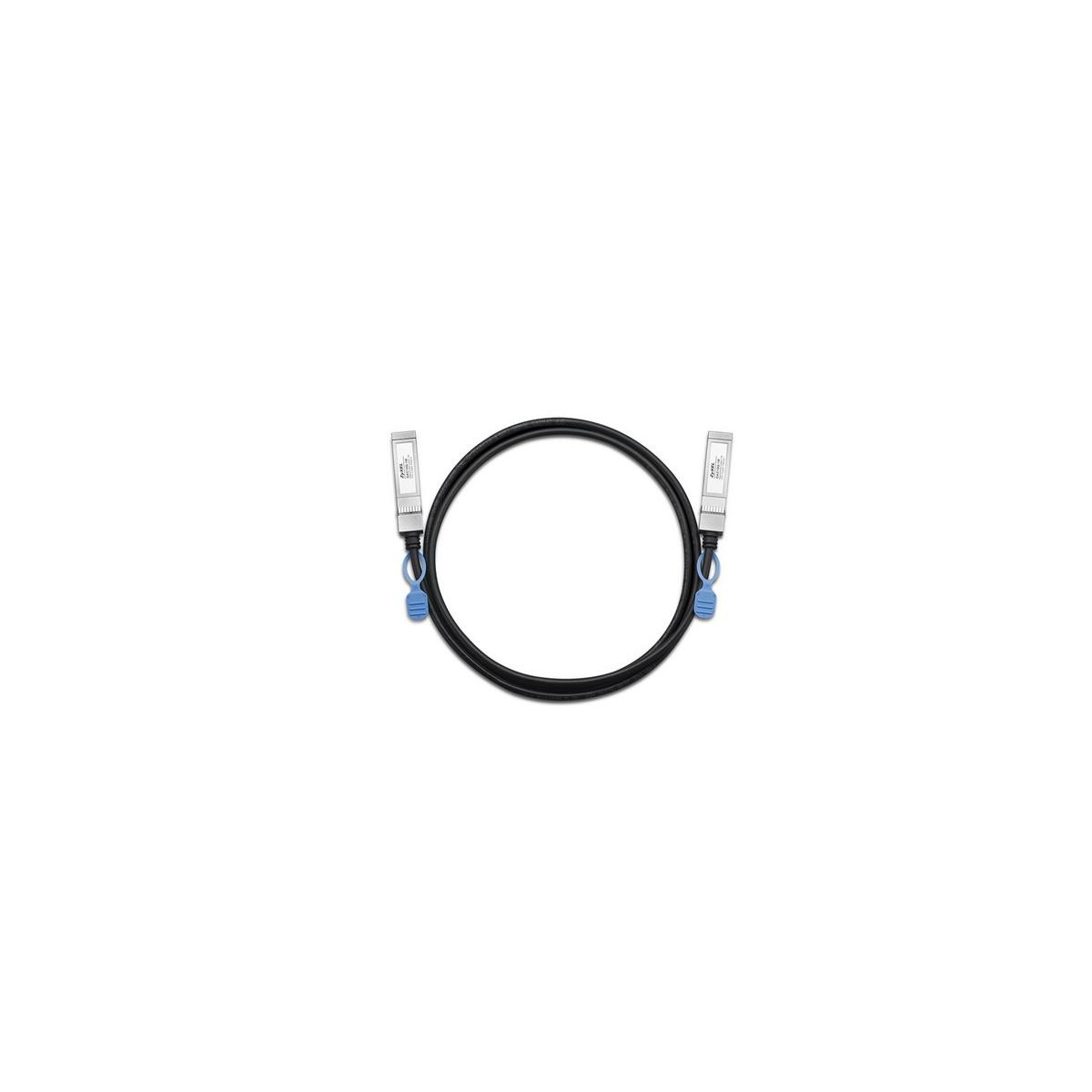 Un cable de red negro con conectores plateados y pestañas de tracción azules está enrollado.