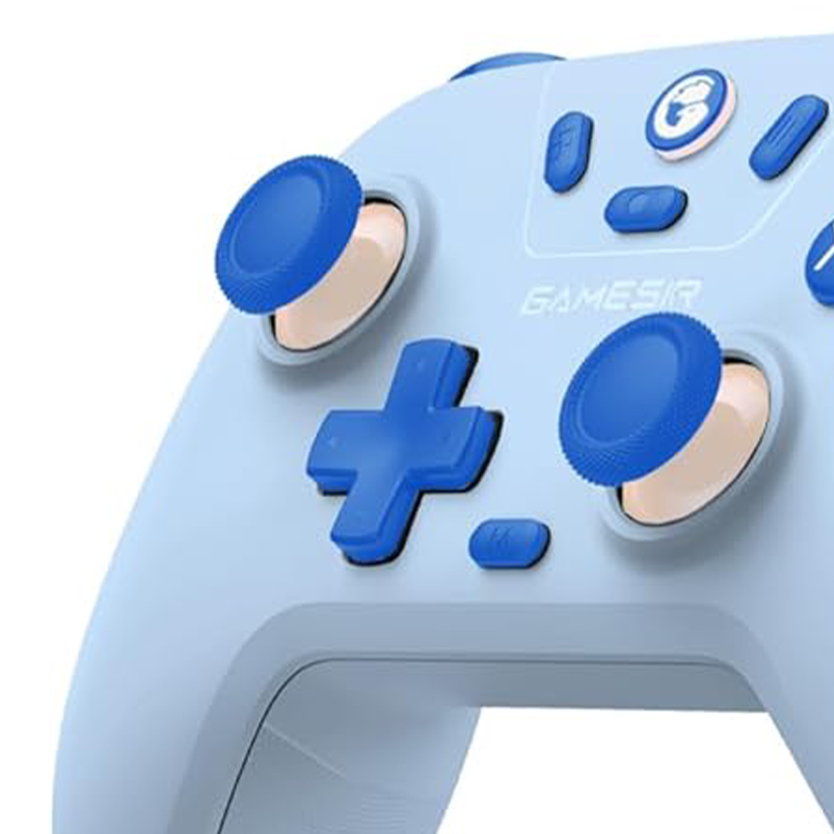 Un controller GameSir azzurro con pulsanti e levette analogiche blu.