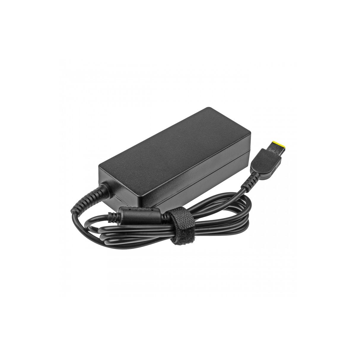 Schwarzer Laptop-Netzteil mit schwarzem Kabel und gelbem Stecker.