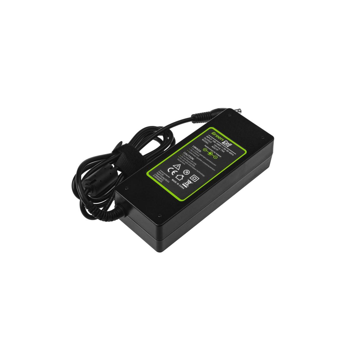 Schwarzer Laptop-Netzteil von Green Cell mit Kabeln und Zertifizierungsmarkierungen.