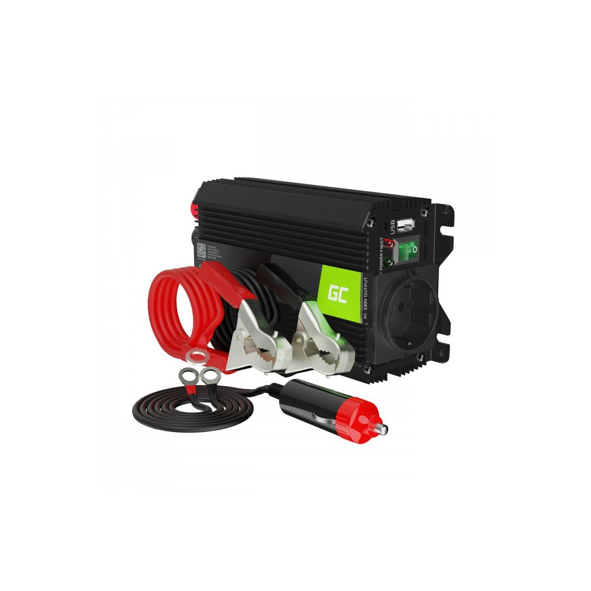 Inverter nero con morsetti rossi e spina accendisigari.