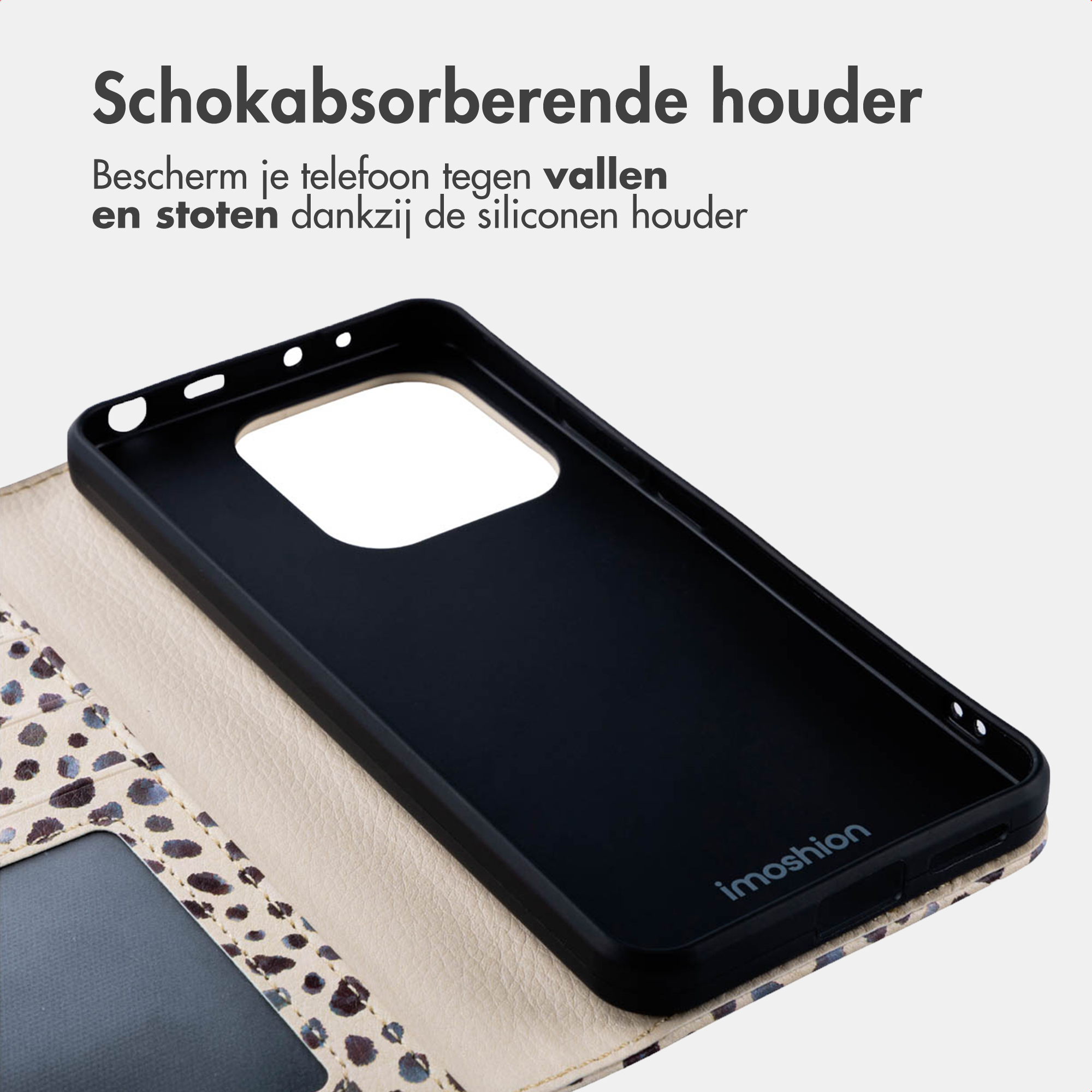 Custodia nera per telefono con esterno animalier e logo all'interno.