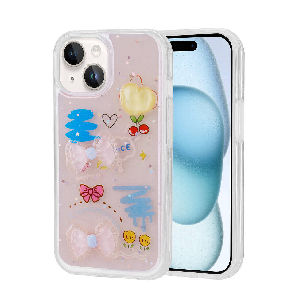 Pembe fiyonklar, kirazlar ve kalpler içeren şeffaf iPhone kılıfı.