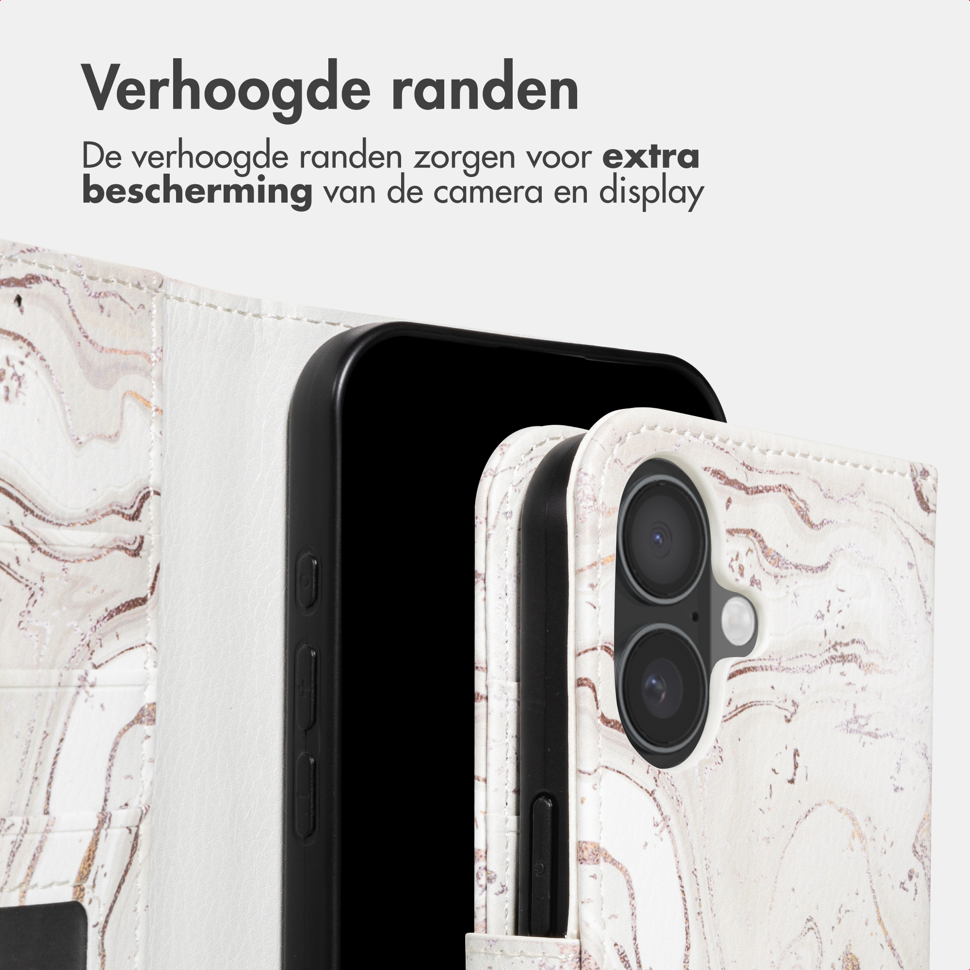 Telefoonhoes met marmerpatroon en verhoogde randen ter bescherming van de camera.