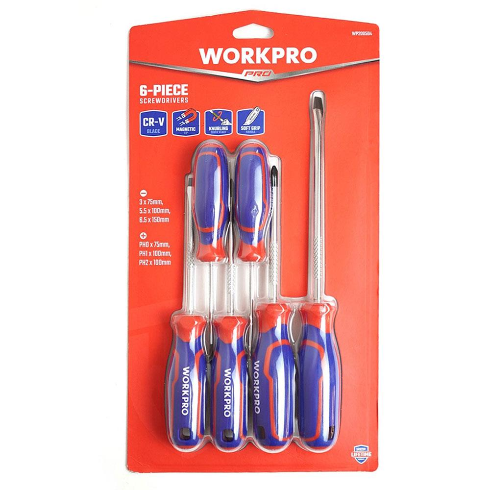Kırmızı ambalaj üzerinde mavi ve kırmızı saplı 6'lı Workpro tornavida seti.