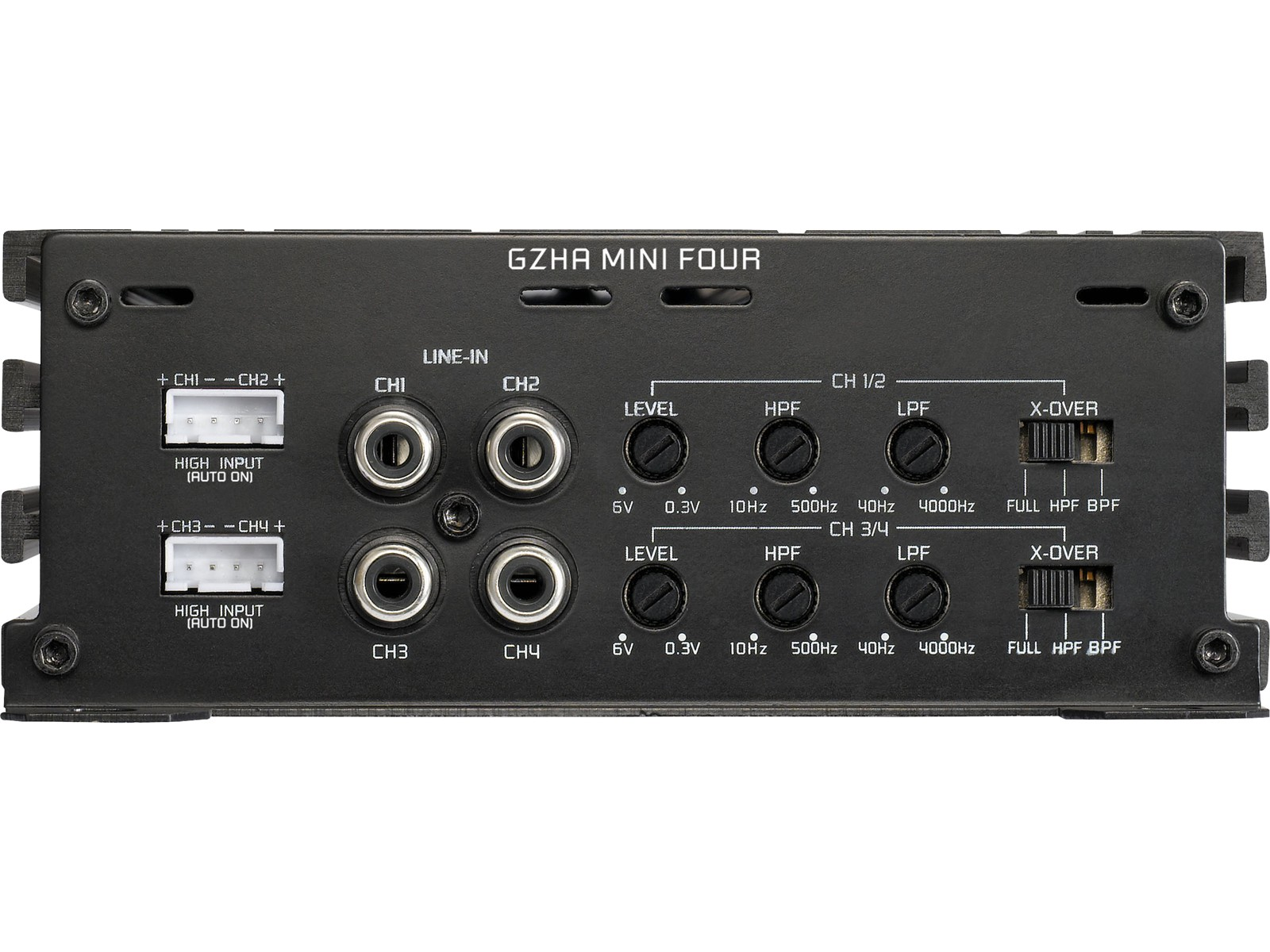 GZHA MINI FOUR Verstärker mit Anschlüssen, Reglern und Schaltern für 4 Kanäle.