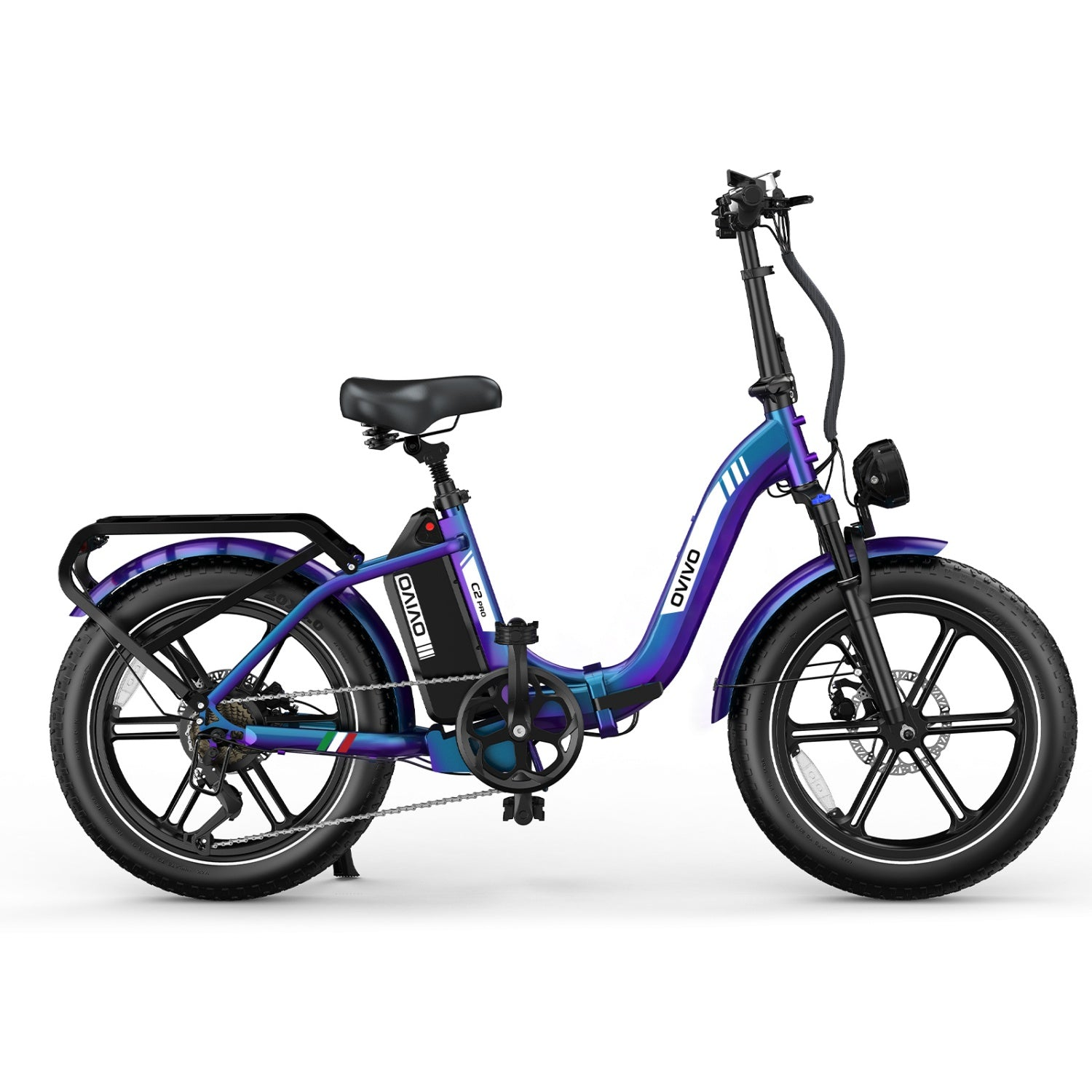 Bicicleta eléctrica plegable azul-morada con neumáticos anchos y portaequipajes.