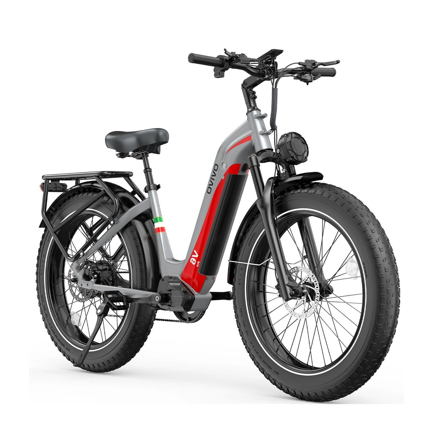 Una bicicleta eléctrica fat bike gris con detalles rojos, asiento negro y portaequipajes.