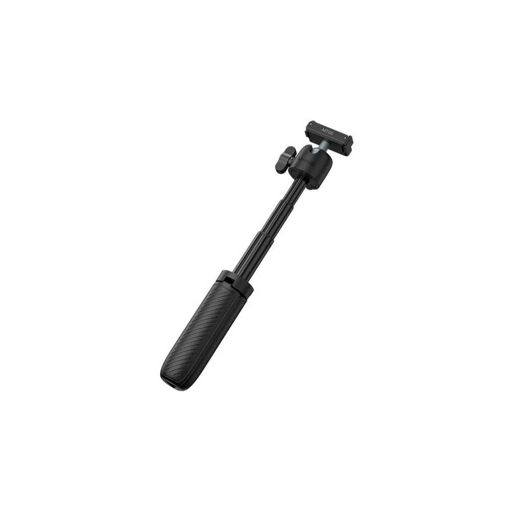 Un selfie stick estensibile nero con impugnatura e supporto.