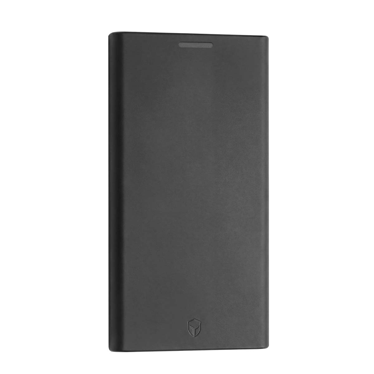 Una funda de teléfono cerrada, gris oscuro, con un logo discreto en el borde inferior.