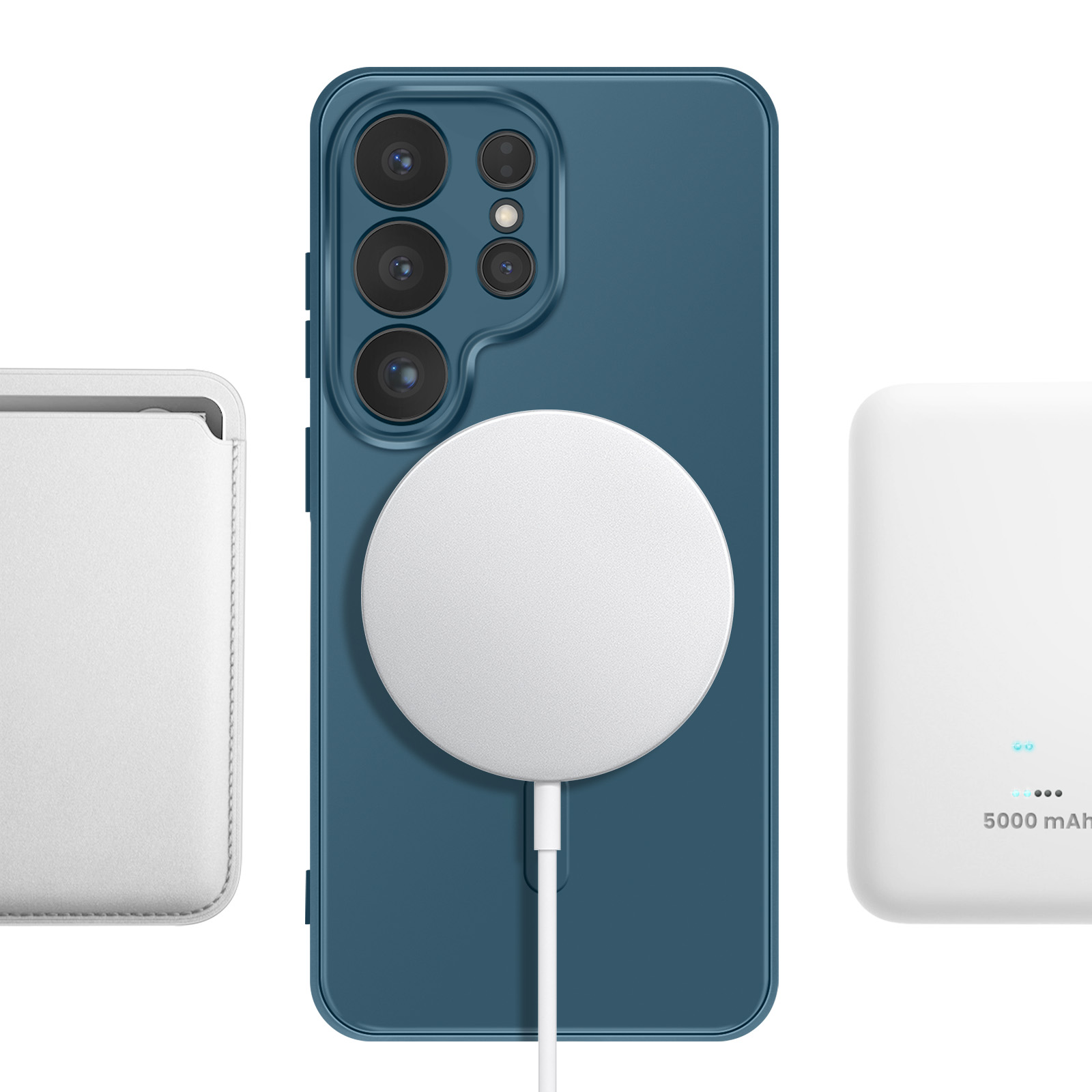 Ein blaues Smartphone mit MagSafe-Ladegerät, daneben eine weiße Hülle und ein weißes Powerbank.