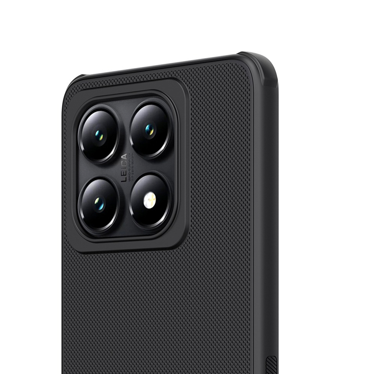 Teléfono negro con cámara cuádruple Leica y carcasa texturizada.