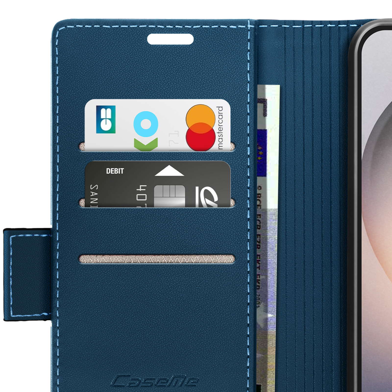 Blaues Wallet-Etui mit Karten und Geldschein. Logo unten.