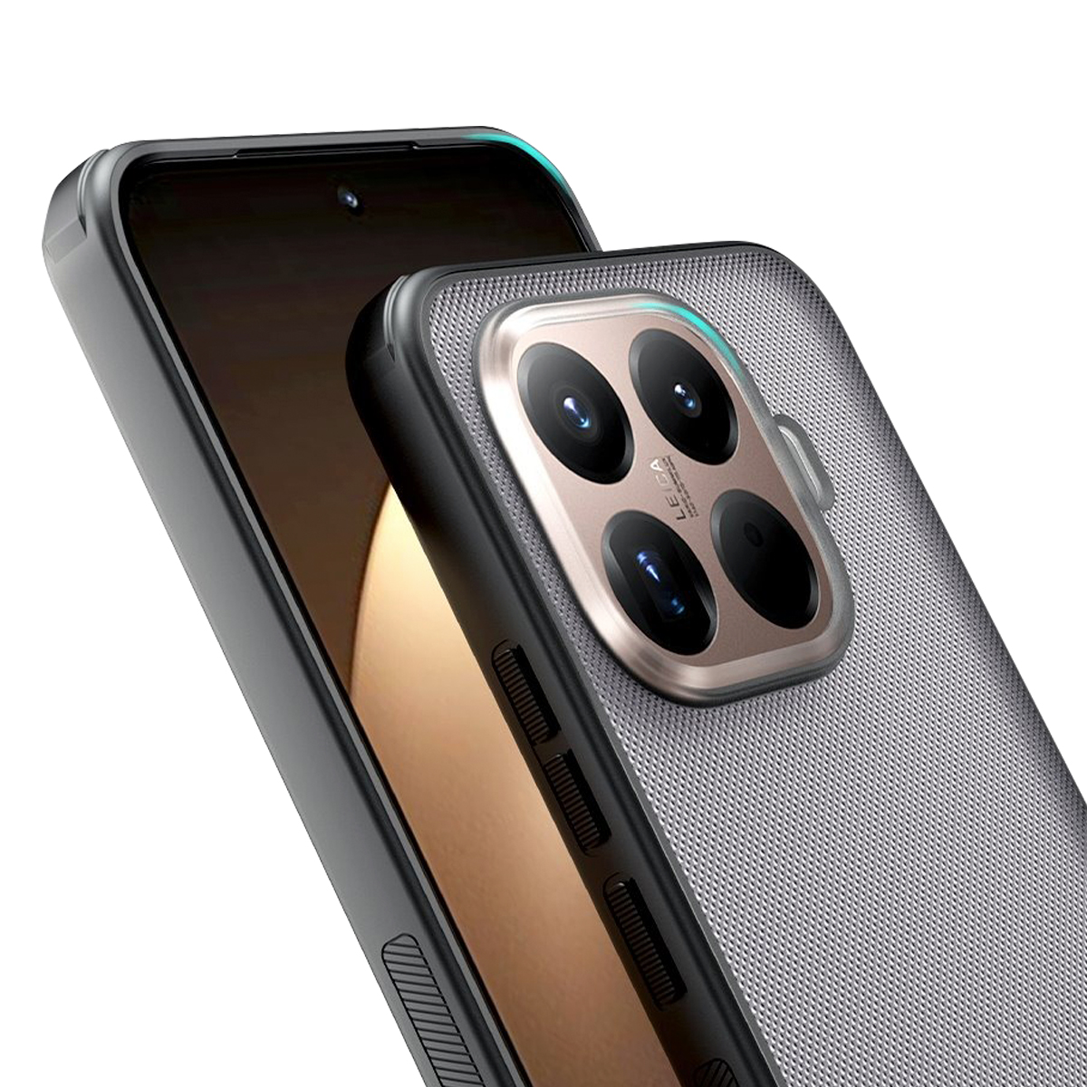 Nahaufnahme einer grauen Handyhülle mit Textur auf einem Smartphone mit Quad-Kamera.