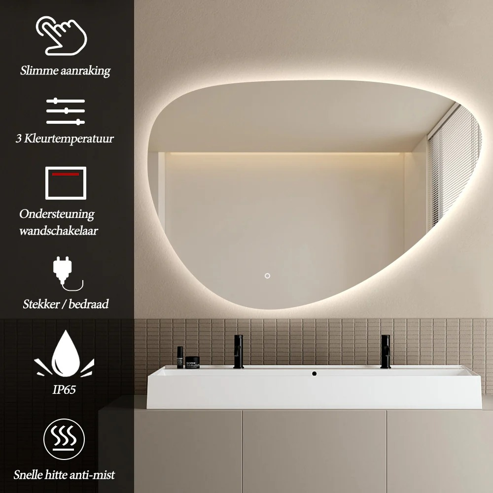 Moderne badkamerspiegel met touch control, verlichting en anti-condens functie.