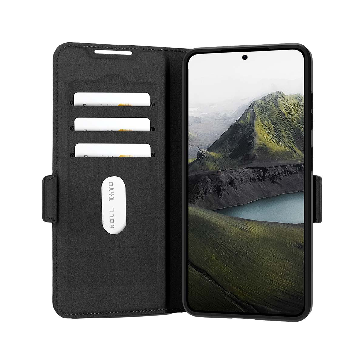 Funda tipo libro negra para móvil con tres ranuras para tarjetas y un móvil con imagen de paisaje.