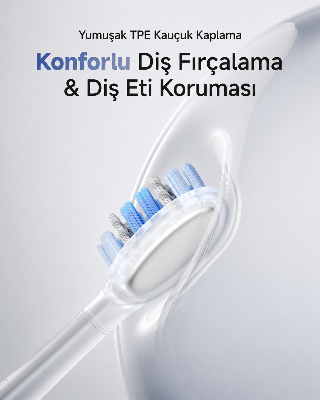 Mavi ve gri kıllara sahip şeffaf diş fırçası başlığı.