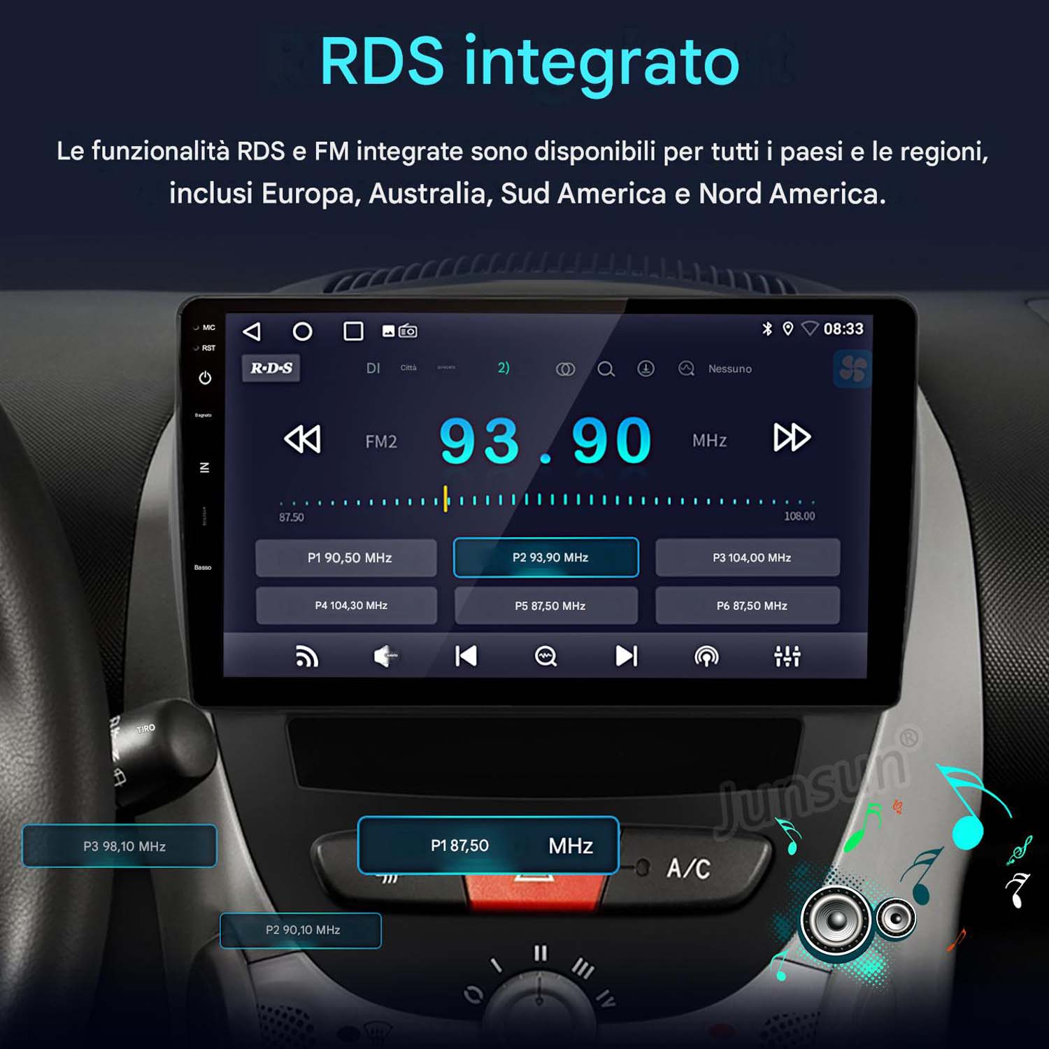 Display autoradio mostra FM2 a 93,90 MHz con frequenze preimpostate.