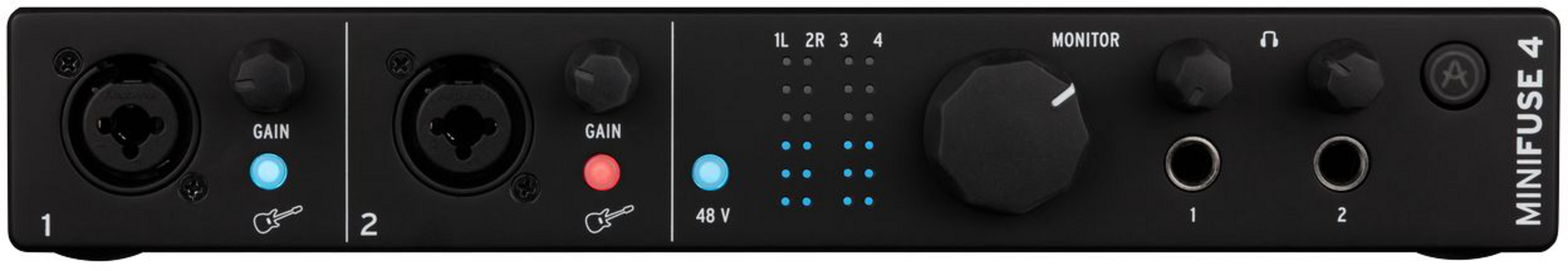 Schwarzes Audiogerät mit zwei XLR/Klinken-Eingängen, Drehreglern und Anzeigen.